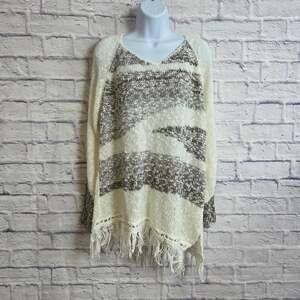 Chico's 3 US XL (16/18) Asymmetric Fringe Knit Pullover Sweater